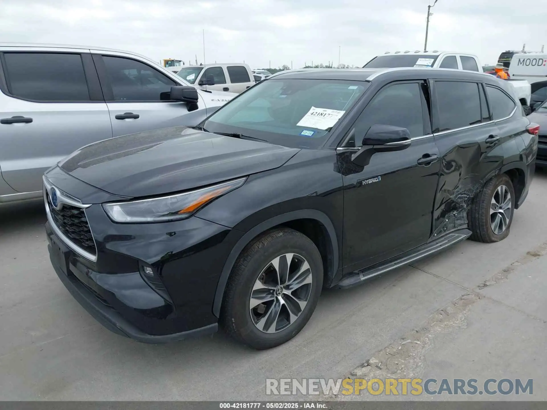 2 Photograph of a damaged car 5TDGARAH6MS504009 TOYOTA HIGHLANDER 2021