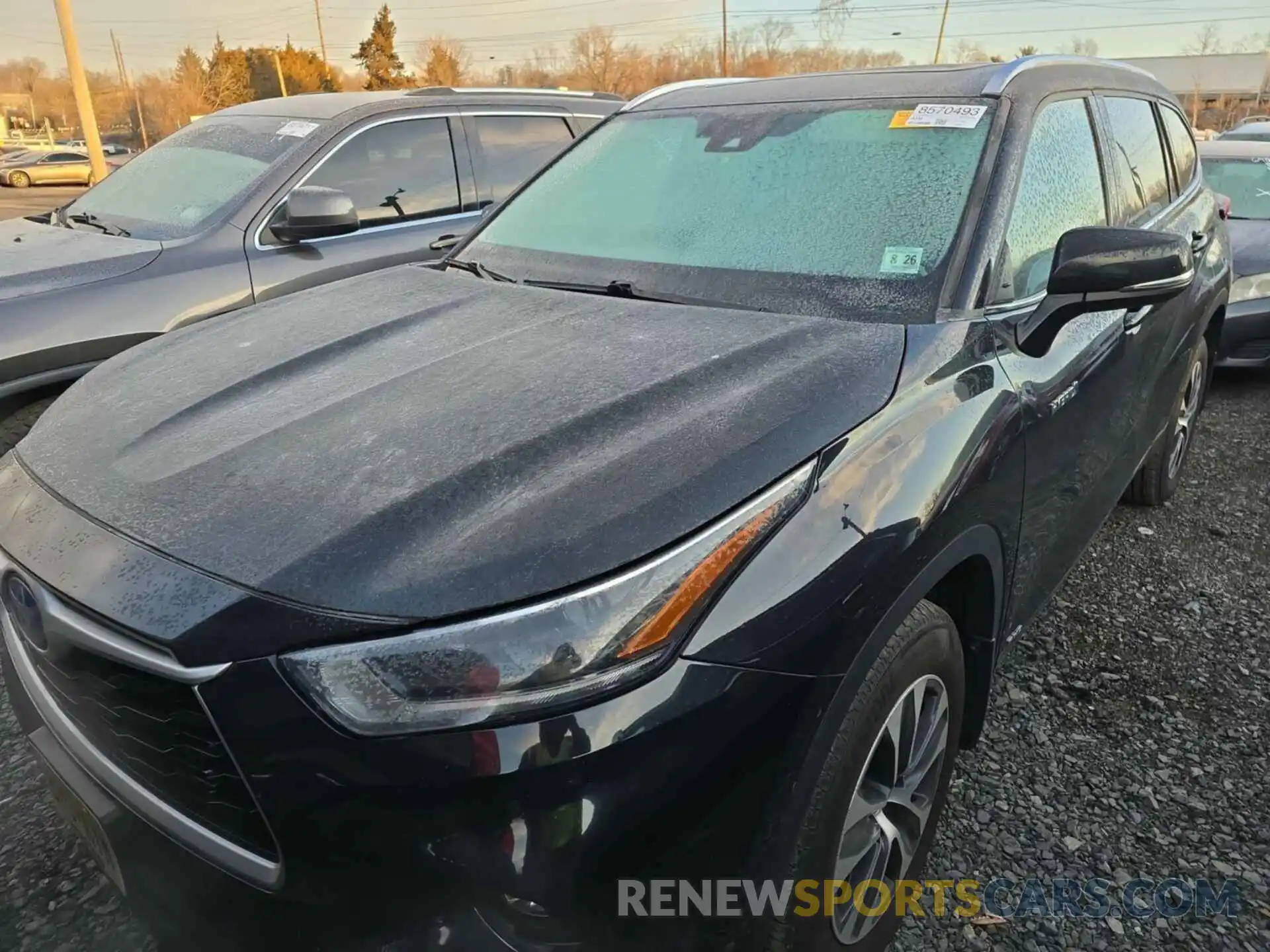 17 Photograph of a damaged car 5TDGBRCH0MS058272 TOYOTA HIGHLANDER 2021