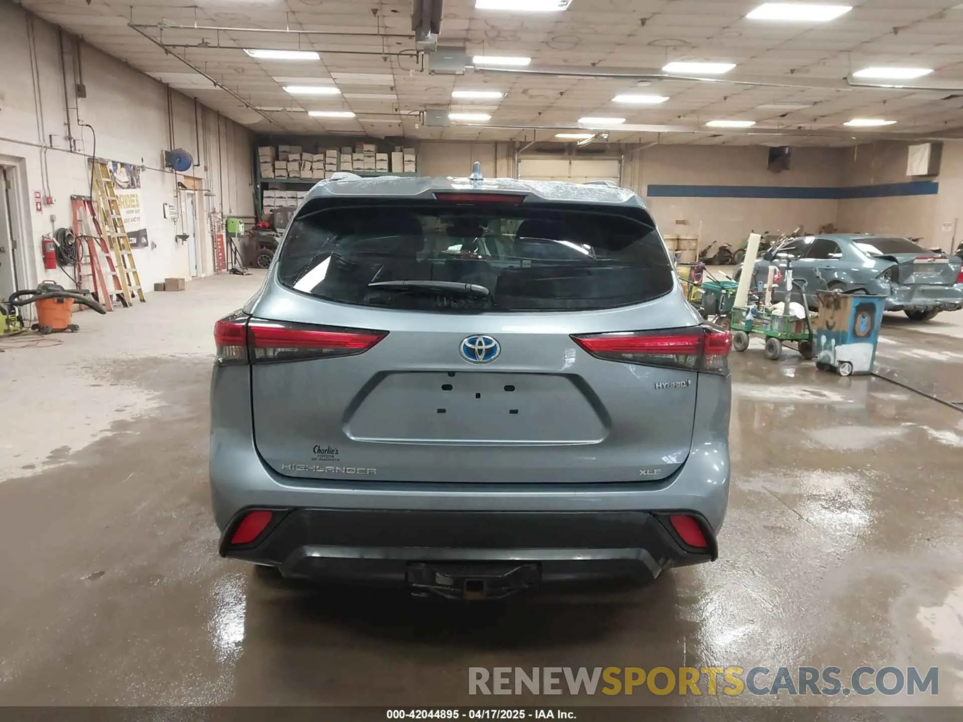 16 Photograph of a damaged car 5TDGBRCH1MS065845 TOYOTA HIGHLANDER 2021
