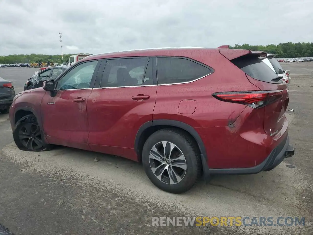 2 Photograph of a damaged car 5TDGBRCH1MS516174 TOYOTA HIGHLANDER 2021