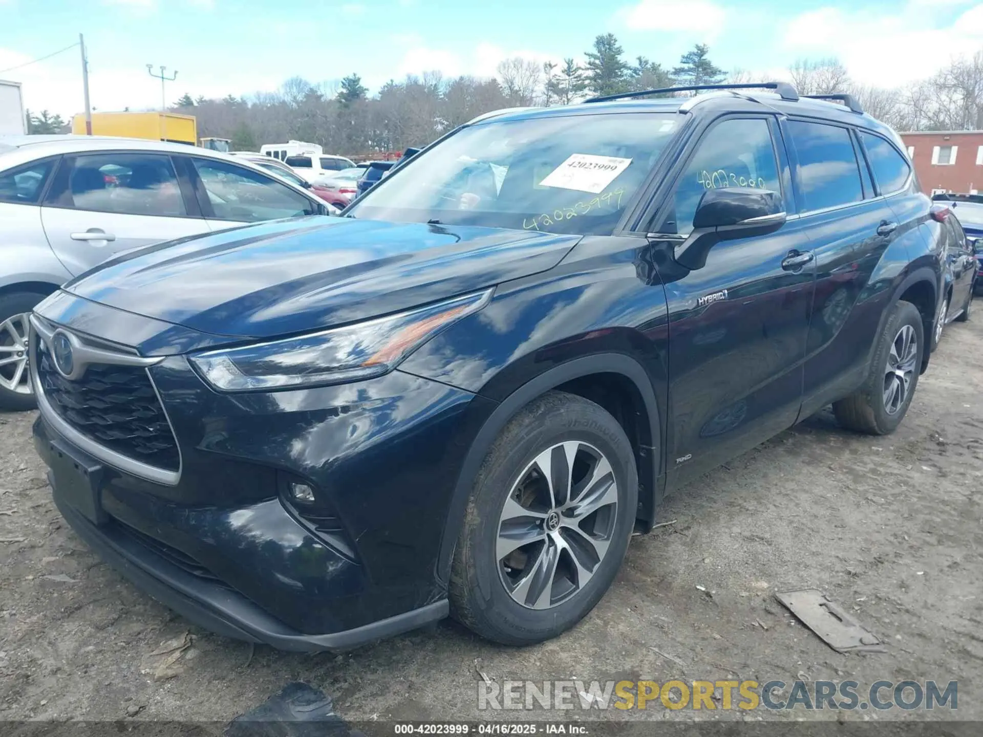 2 Photograph of a damaged car 5TDGBRCH2MS518497 TOYOTA HIGHLANDER 2021