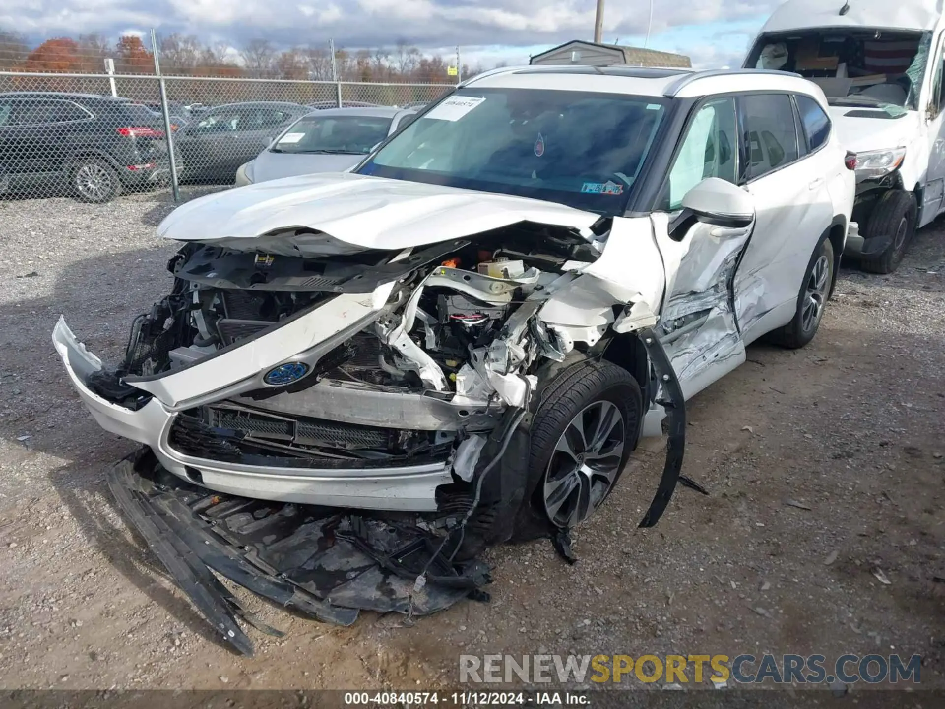 2 Photograph of a damaged car 5TDGBRCH5MS059434 TOYOTA HIGHLANDER 2021