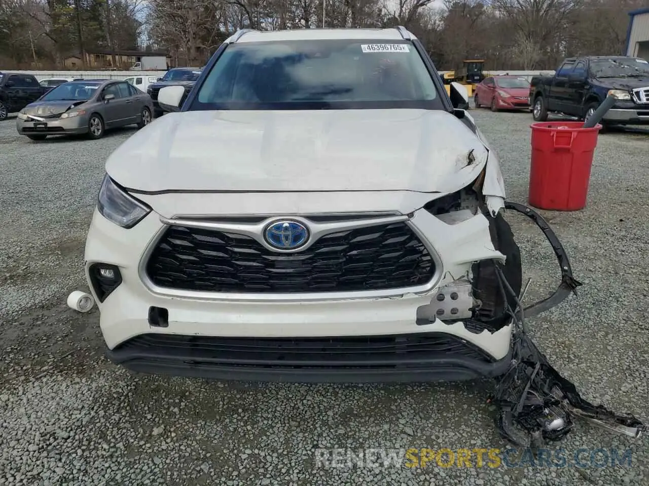5 Photograph of a damaged car 5TDGBRCH5MS517117 TOYOTA HIGHLANDER 2021