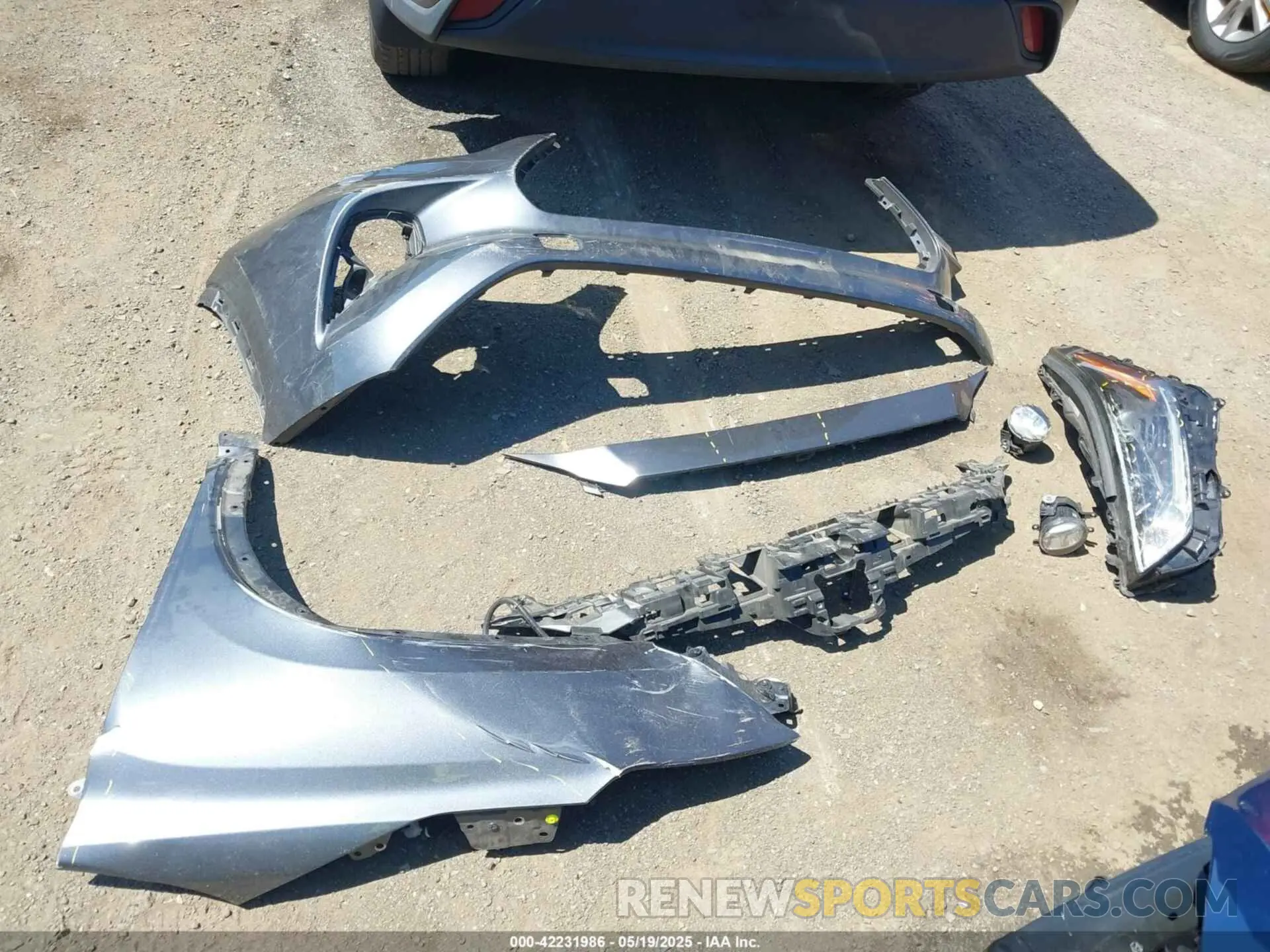 12 Photograph of a damaged car 5TDGBRCH5MS518400 TOYOTA HIGHLANDER 2021