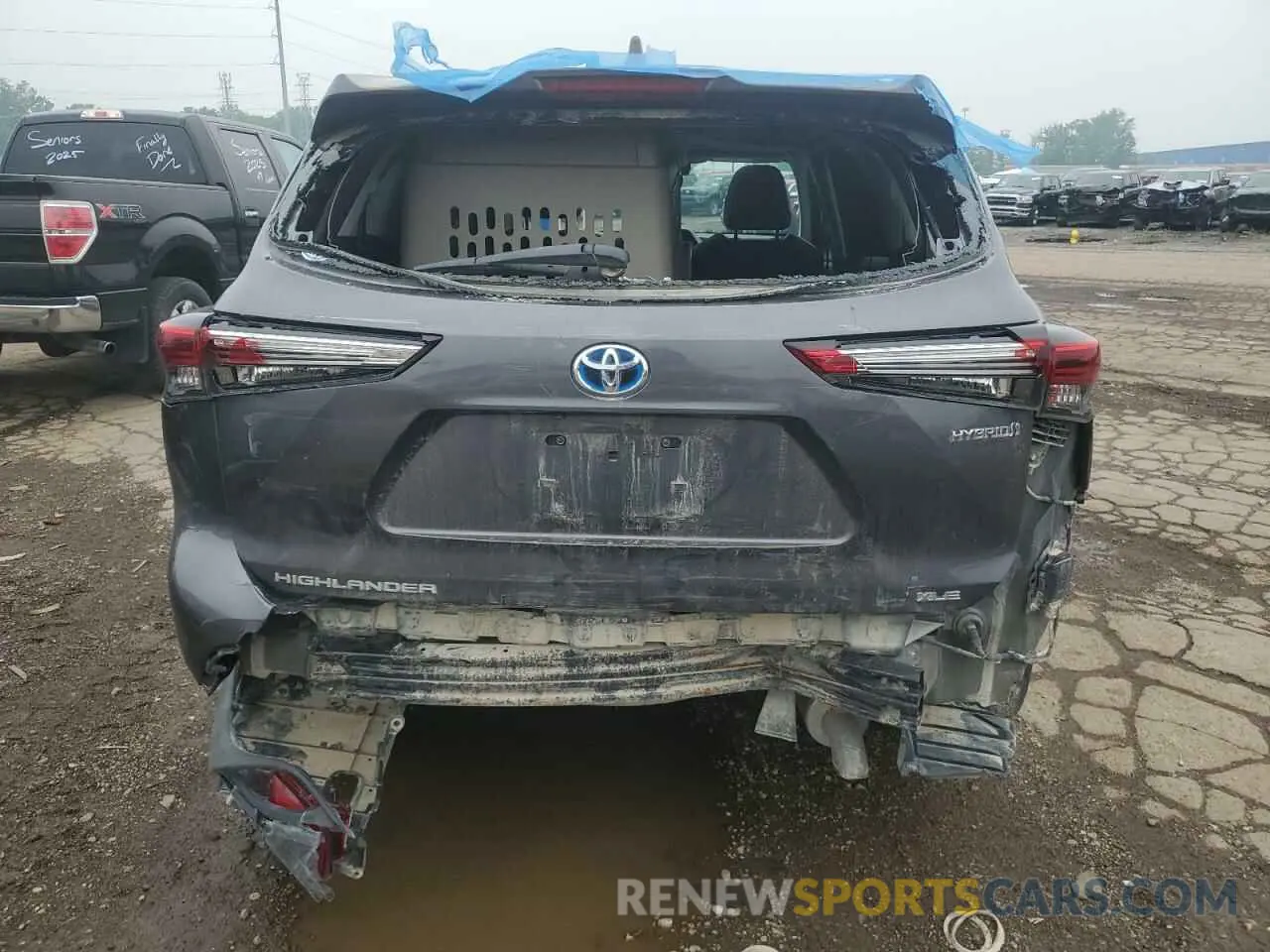6 Photograph of a damaged car 5TDGBRCH5MS537433 TOYOTA HIGHLANDER 2021