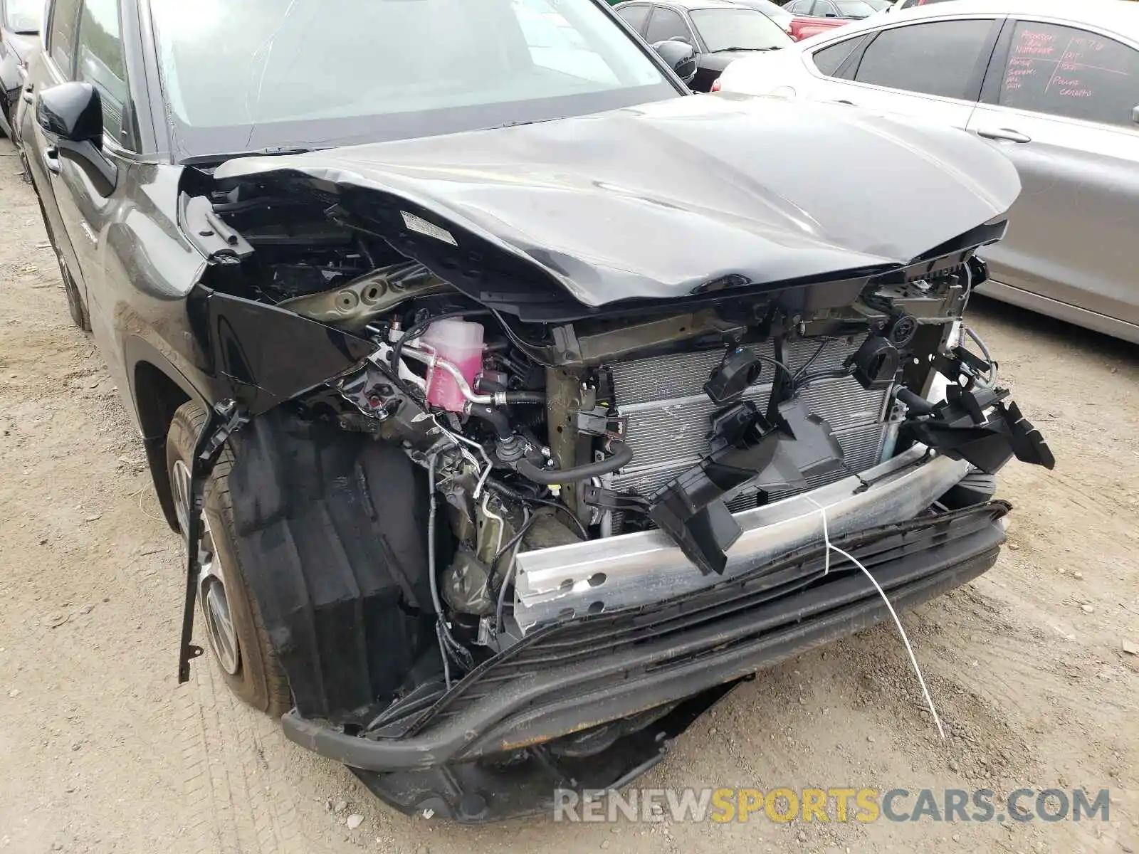 9 Photograph of a damaged car 5TDGBRCH6MS045784 TOYOTA HIGHLANDER 2021