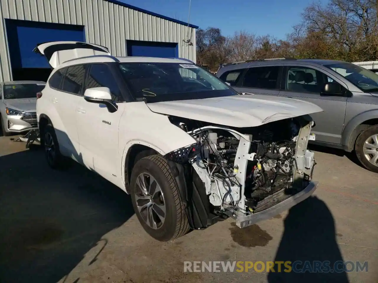 1 Photograph of a damaged car 5TDGBRCH7MS038326 TOYOTA HIGHLANDER 2021