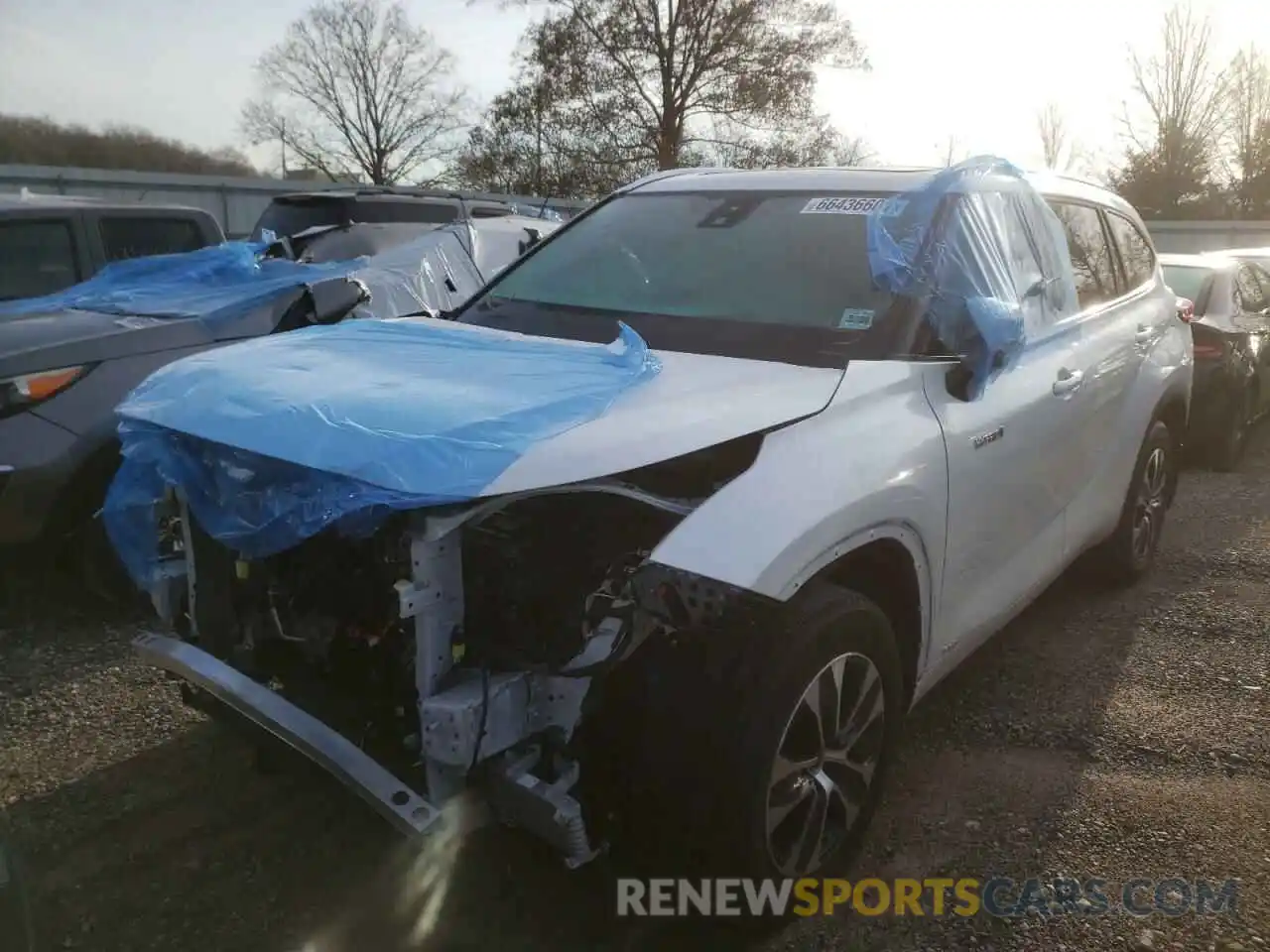 2 Photograph of a damaged car 5TDGBRCH7MS038326 TOYOTA HIGHLANDER 2021