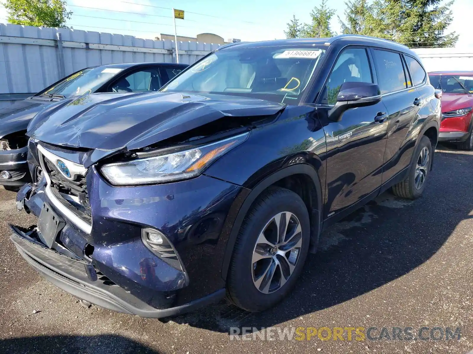 2 Photograph of a damaged car 5TDGBRCH7MS526742 TOYOTA HIGHLANDER 2021