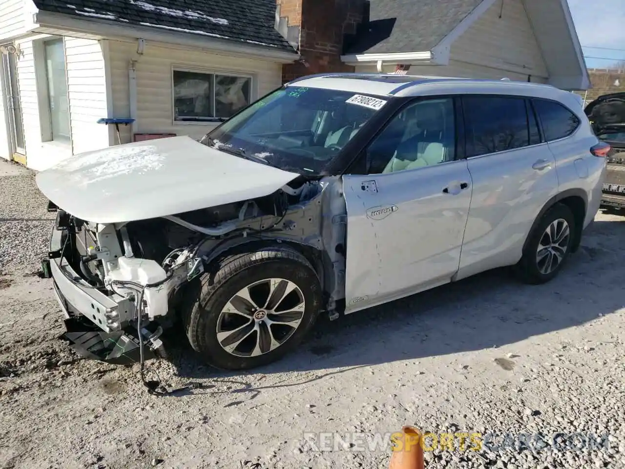 1 Photograph of a damaged car 5TDGBRCH7MS531908 TOYOTA HIGHLANDER 2021