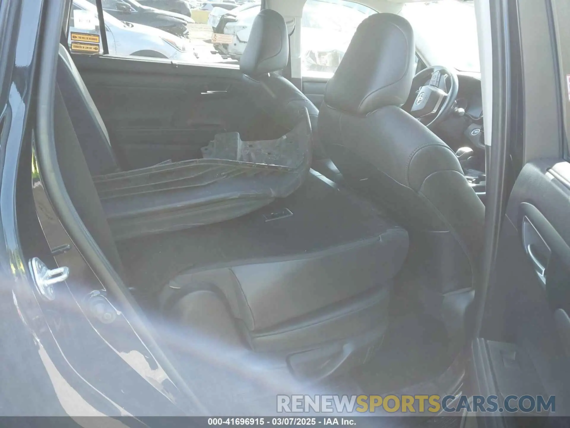8 Photograph of a damaged car 5TDGBRCH8MS039422 TOYOTA HIGHLANDER 2021