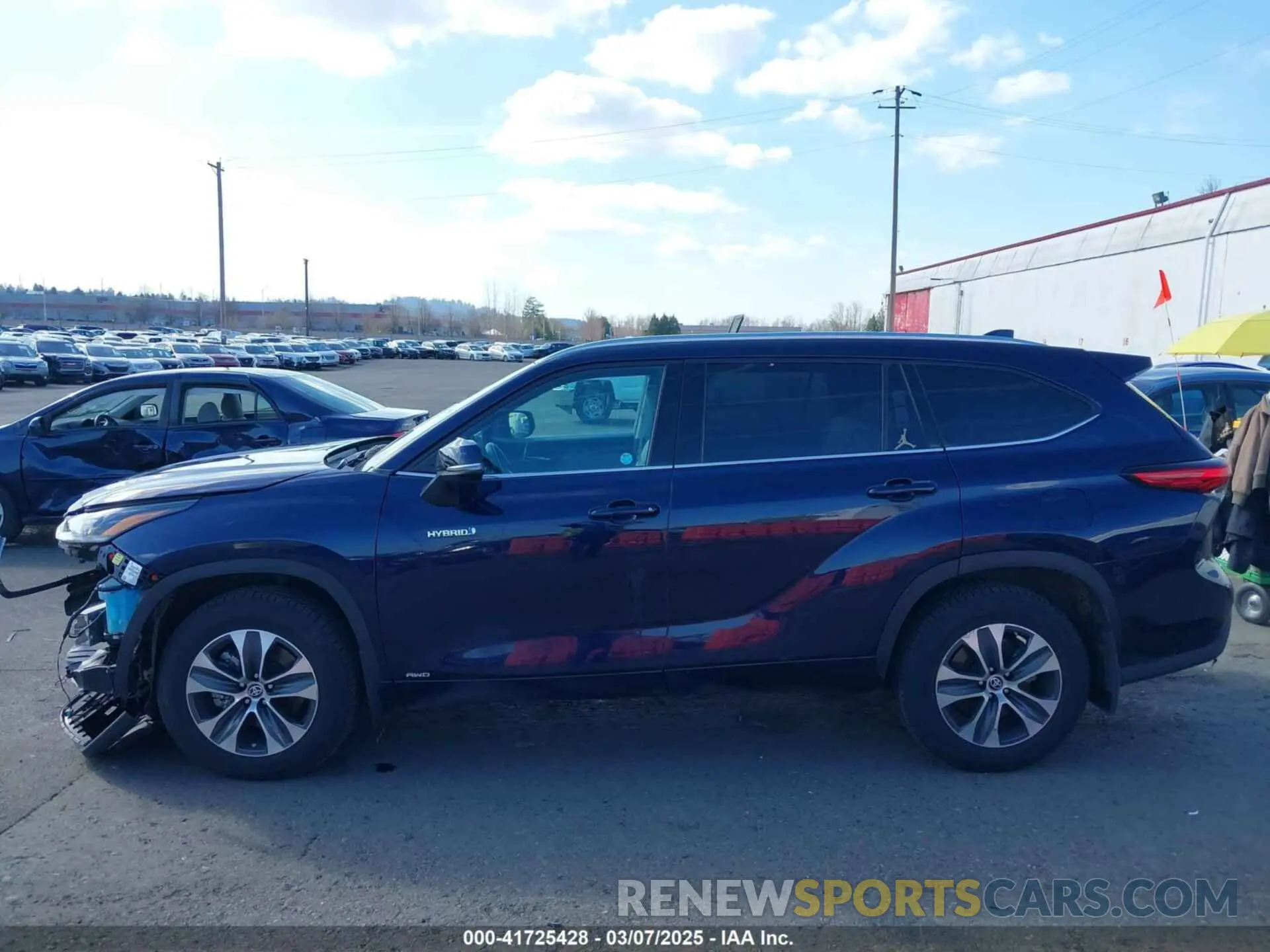 15 Photograph of a damaged car 5TDGBRCH8MS524837 TOYOTA HIGHLANDER 2021