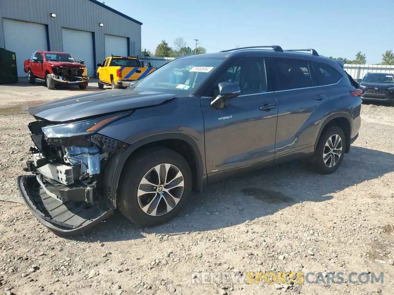 1 Photograph of a damaged car 5TDGBRCH8MS536941 TOYOTA HIGHLANDER 2021