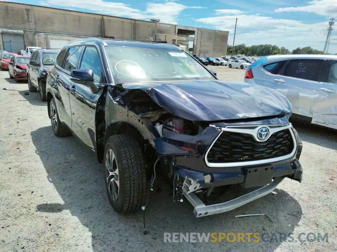 1 Photograph of a damaged car 5TDGBRCH9MS515032 TOYOTA HIGHLANDER 2021