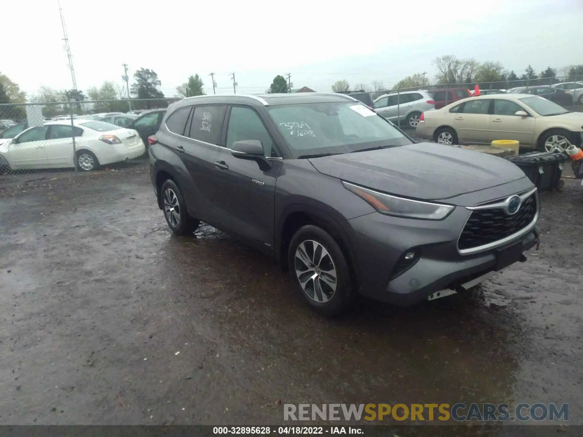 1 Photograph of a damaged car 5TDGBRCHXMS525830 TOYOTA HIGHLANDER 2021