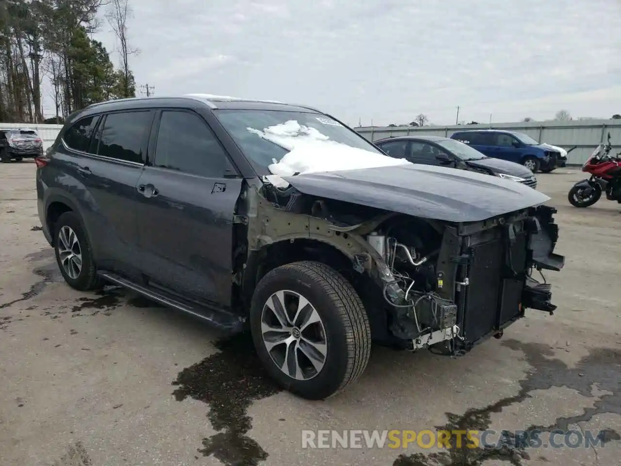 4 Photograph of a damaged car 5TDGZRAH0MS034097 TOYOTA HIGHLANDER 2021