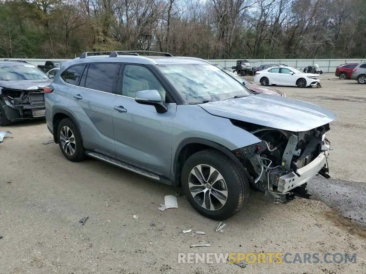 4 Photograph of a damaged car 5TDGZRAH0MS068718 TOYOTA HIGHLANDER 2021