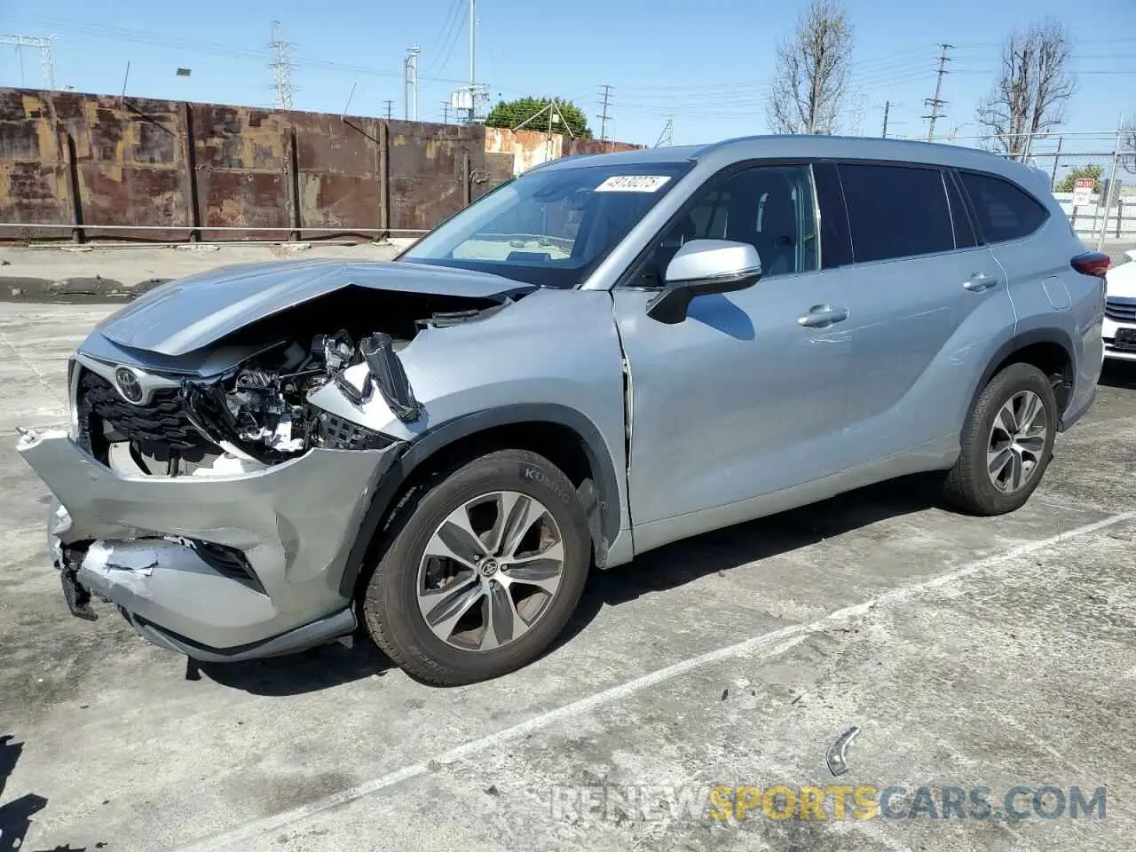 1 Photograph of a damaged car 5TDGZRAH0MS528394 TOYOTA HIGHLANDER 2021