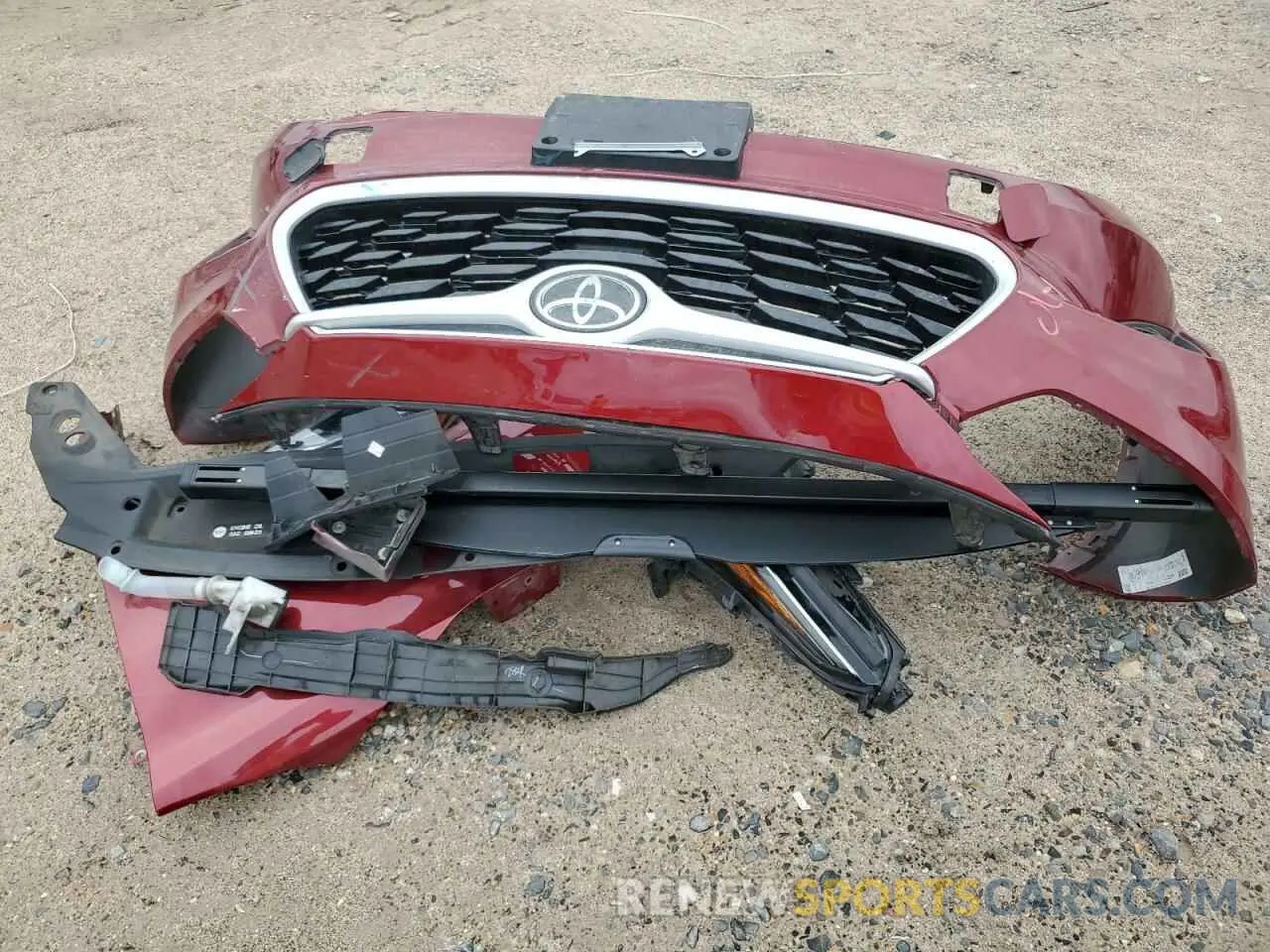 13 Photograph of a damaged car 5TDGZRAH1MS033489 TOYOTA HIGHLANDER 2021