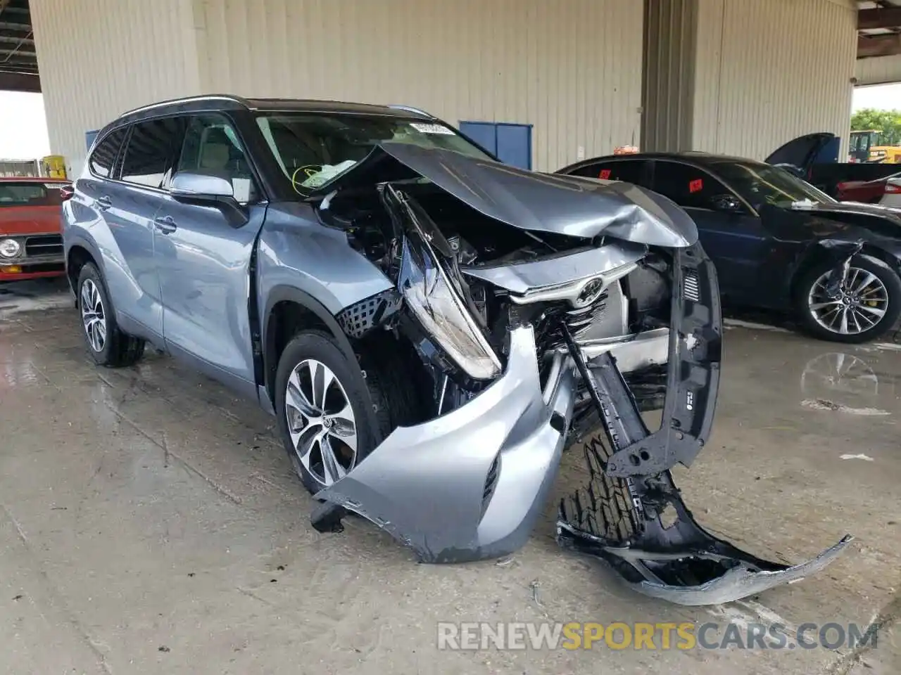 1 Photograph of a damaged car 5TDGZRAH1MS088458 TOYOTA HIGHLANDER 2021