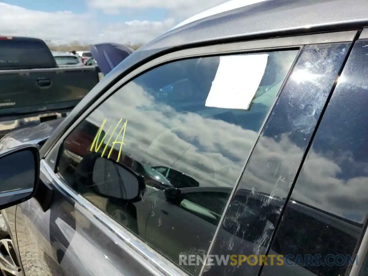 9 Photograph of a damaged car 5TDGZRAH1MS521065 TOYOTA HIGHLANDER 2021