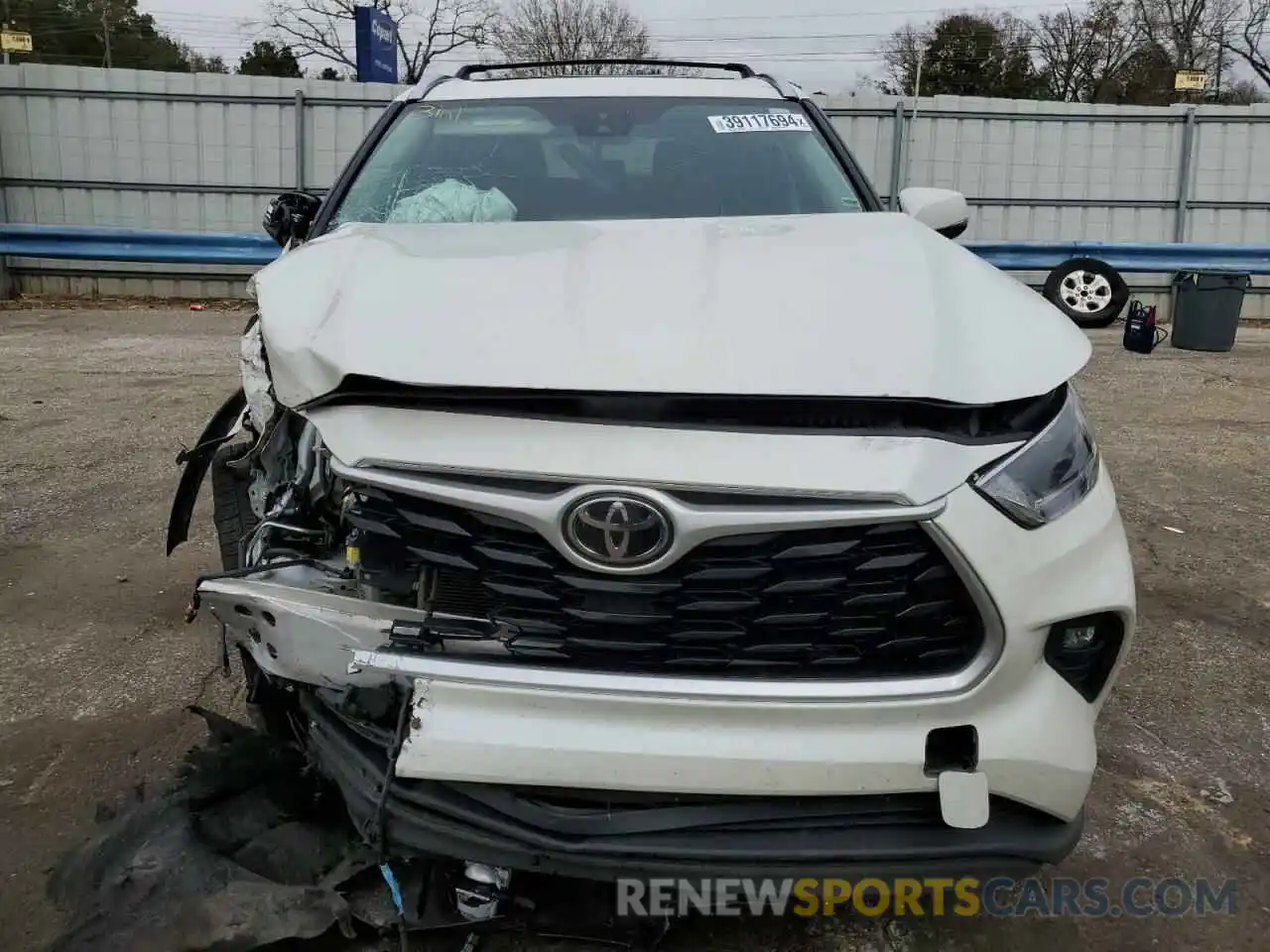 5 Photograph of a damaged car 5TDGZRAH1MS531529 TOYOTA HIGHLANDER 2021