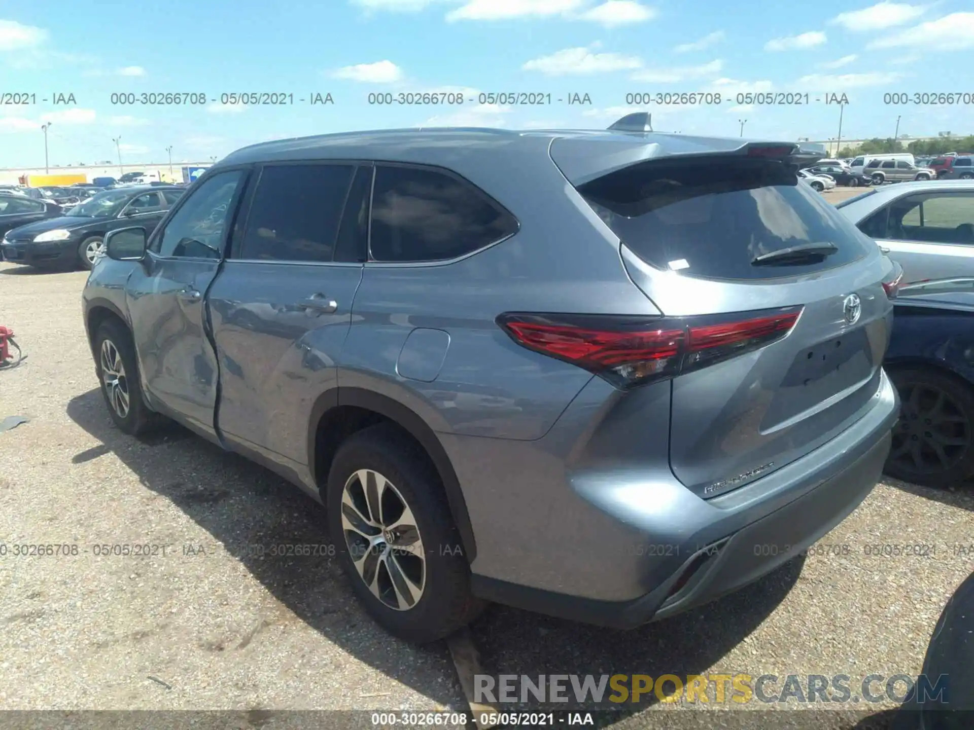 3 Photograph of a damaged car 5TDGZRAH2MS040421 TOYOTA HIGHLANDER 2021