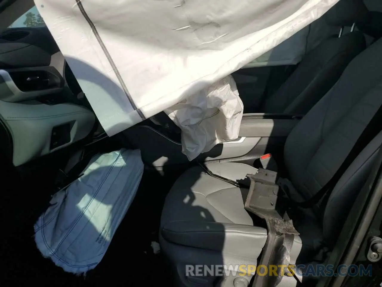 7 Photograph of a damaged car 5TDGZRAH2MS043917 TOYOTA HIGHLANDER 2021