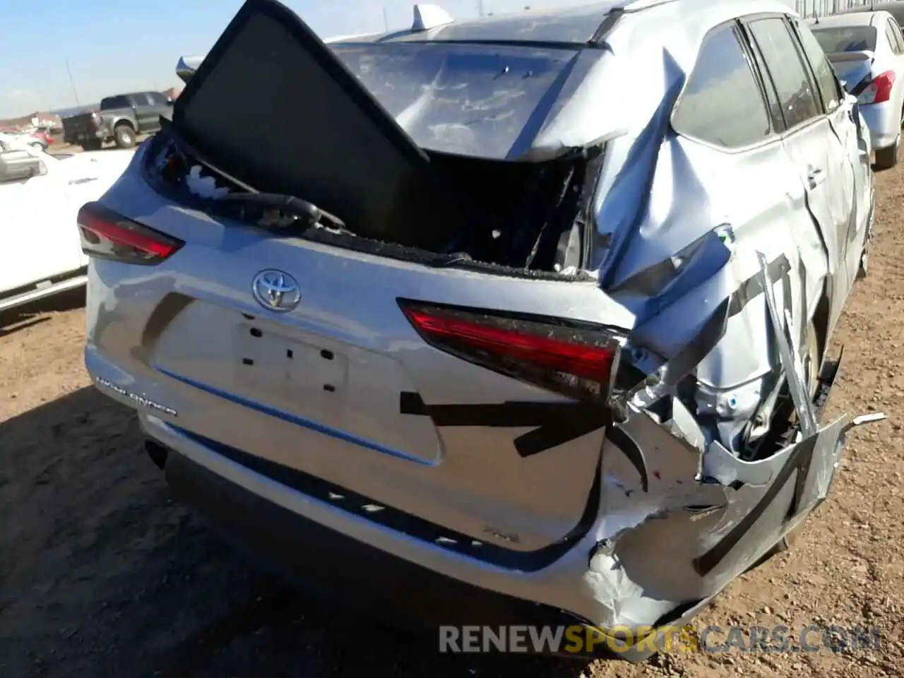 10 Photograph of a damaged car 5TDGZRAH2MS051368 TOYOTA HIGHLANDER 2021