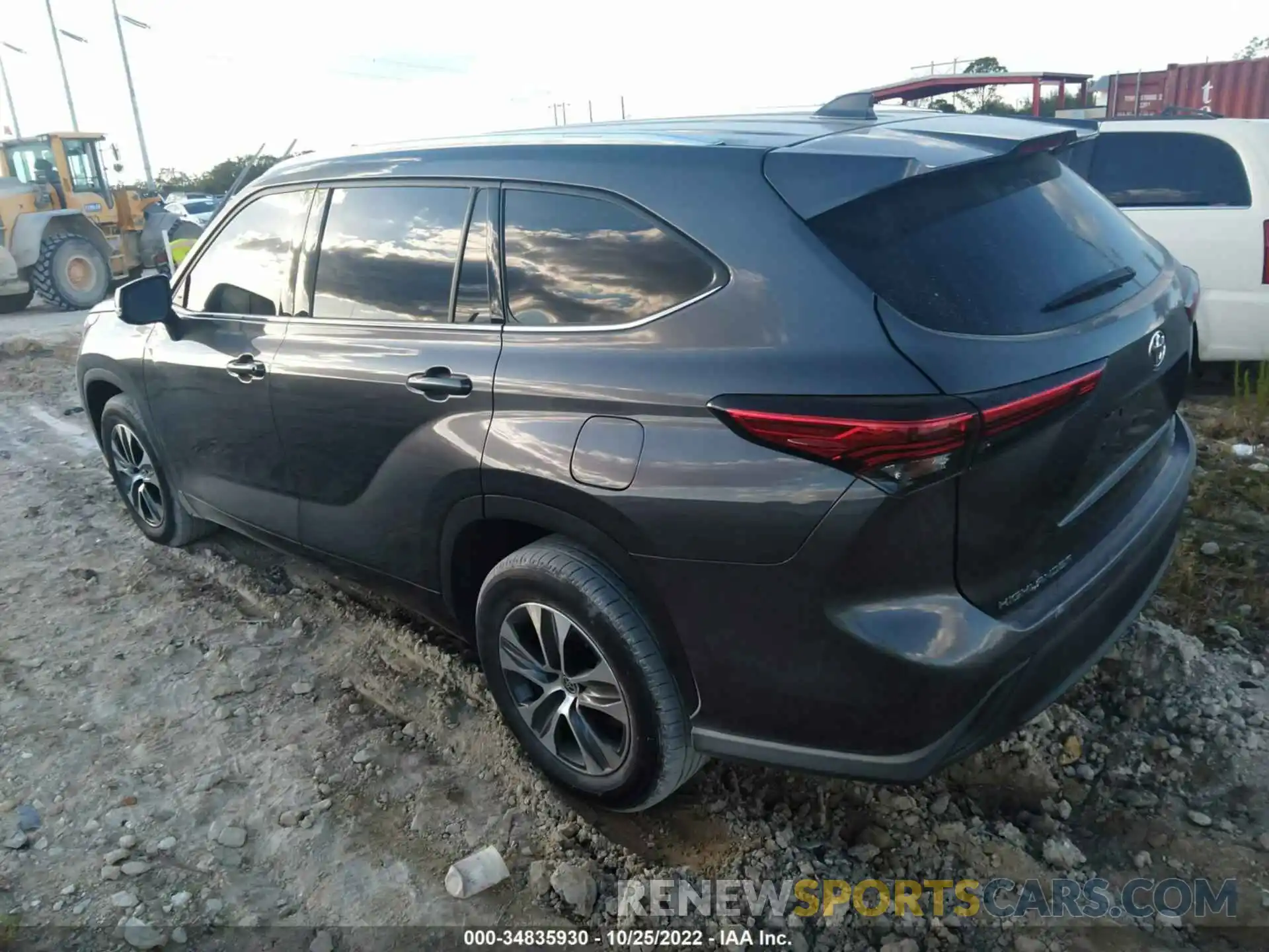 3 Photograph of a damaged car 5TDGZRAH2MS053038 TOYOTA HIGHLANDER 2021