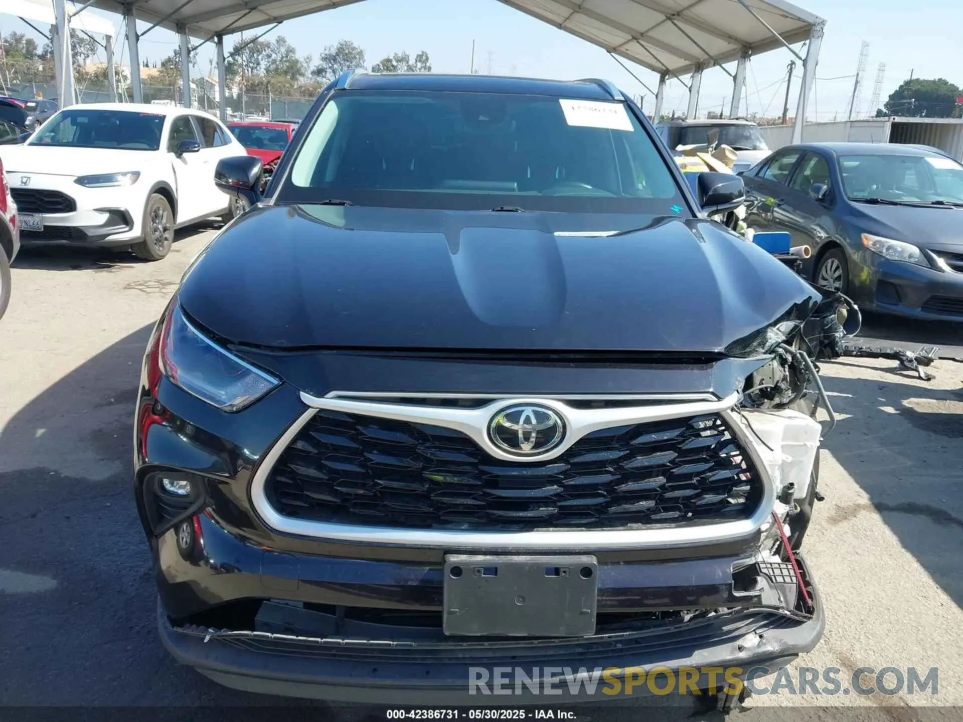 13 Photograph of a damaged car 5TDGZRAH2MS065304 TOYOTA HIGHLANDER 2021