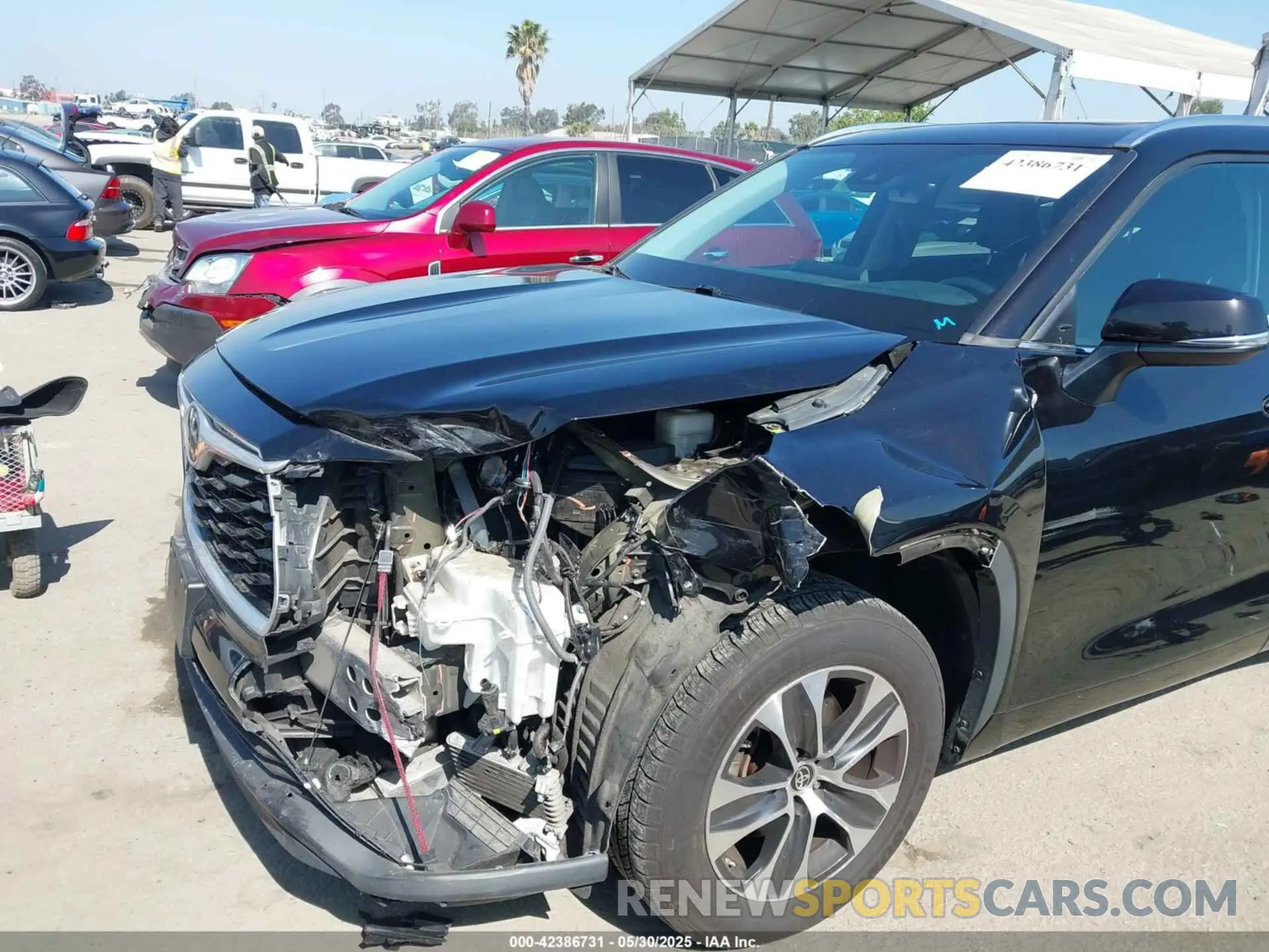 6 Photograph of a damaged car 5TDGZRAH2MS065304 TOYOTA HIGHLANDER 2021