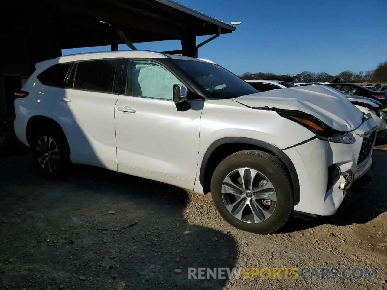 4 Photograph of a damaged car 5TDGZRAH2MS065366 TOYOTA HIGHLANDER 2021