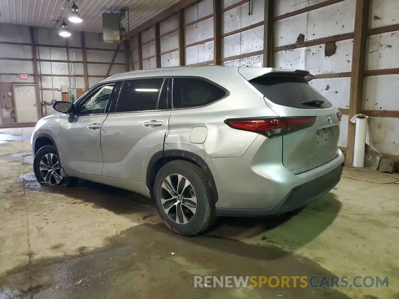 2 Photograph of a damaged car 5TDGZRAH2MS071684 TOYOTA HIGHLANDER 2021