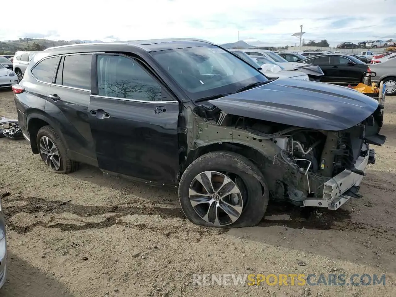 4 Photograph of a damaged car 5TDGZRAH2MS088713 TOYOTA HIGHLANDER 2021