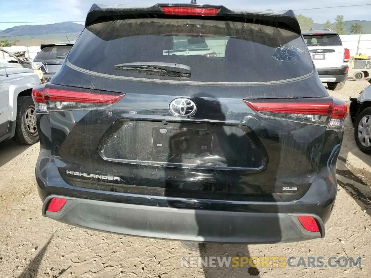 6 Photograph of a damaged car 5TDGZRAH2MS088713 TOYOTA HIGHLANDER 2021