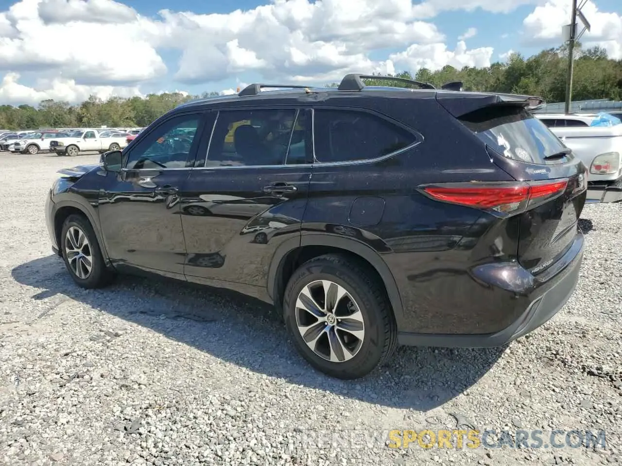 2 Photograph of a damaged car 5TDGZRAH3MS055011 TOYOTA HIGHLANDER 2021
