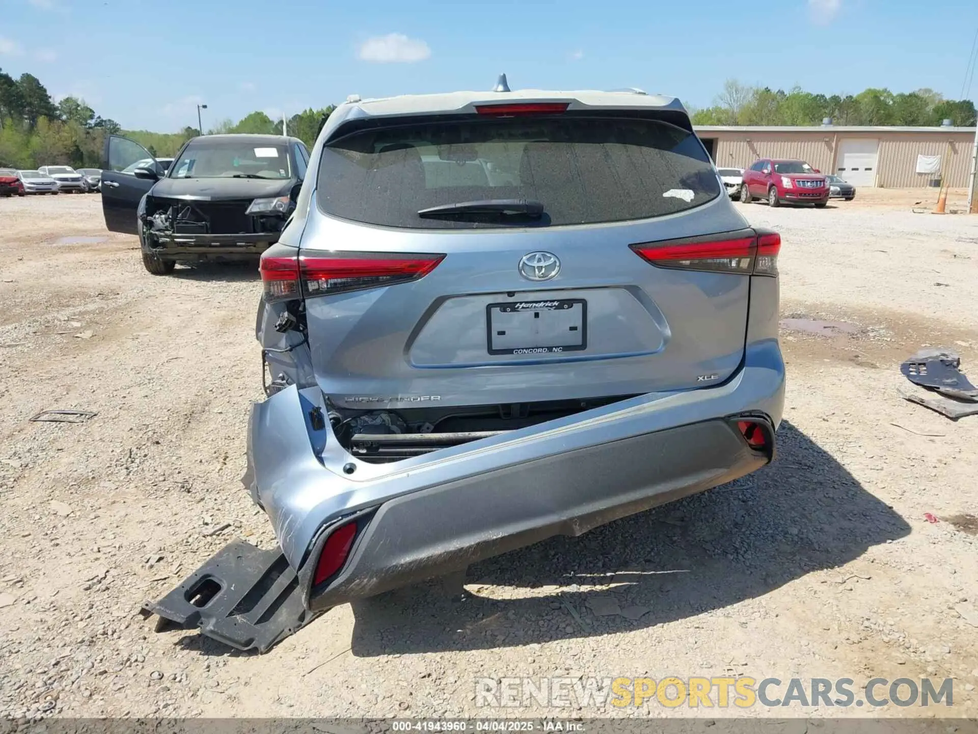 16 Photograph of a damaged car 5TDGZRAH3MS083911 TOYOTA HIGHLANDER 2021