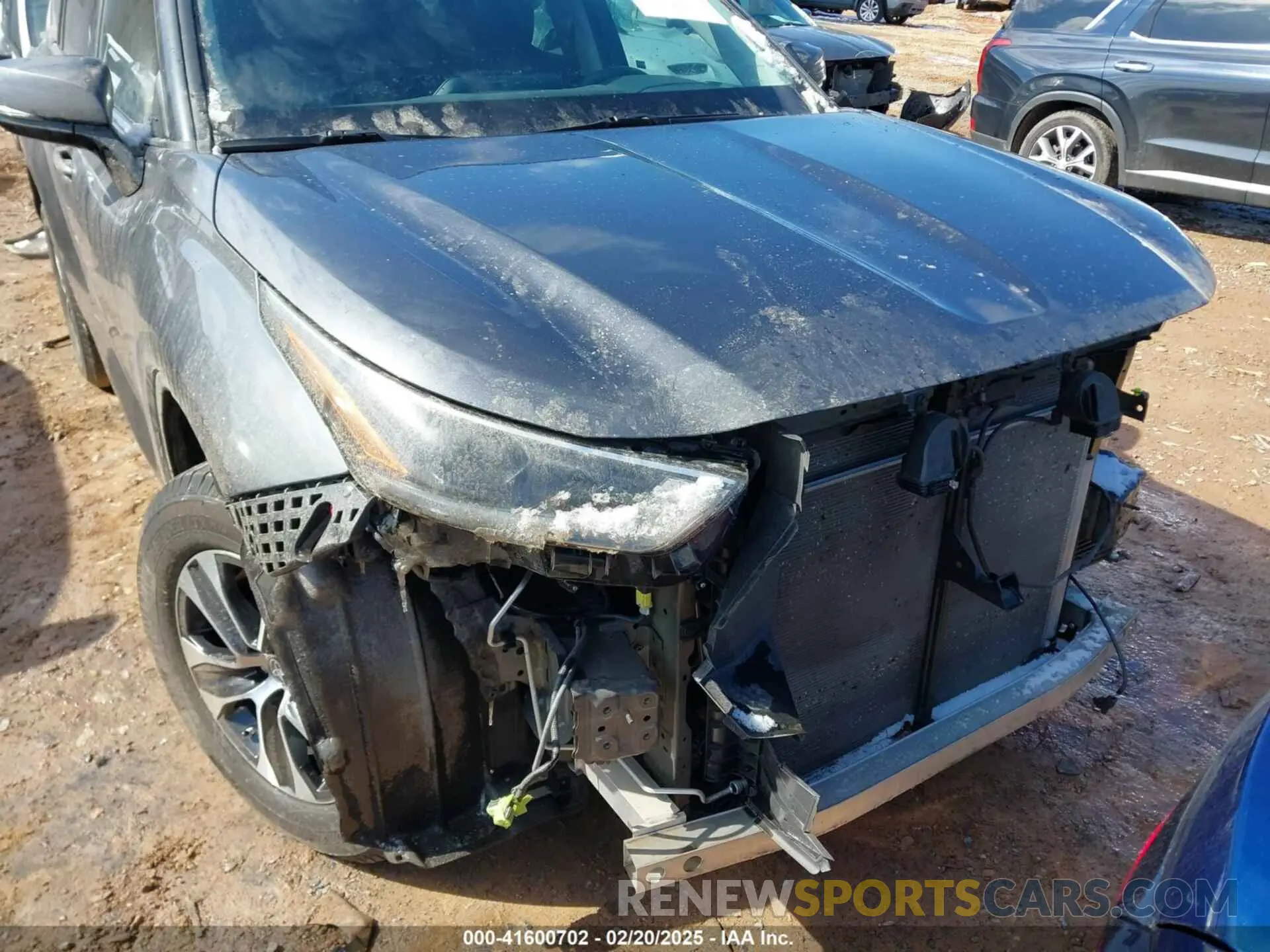 6 Photograph of a damaged car 5TDGZRAH3MS537395 TOYOTA HIGHLANDER 2021