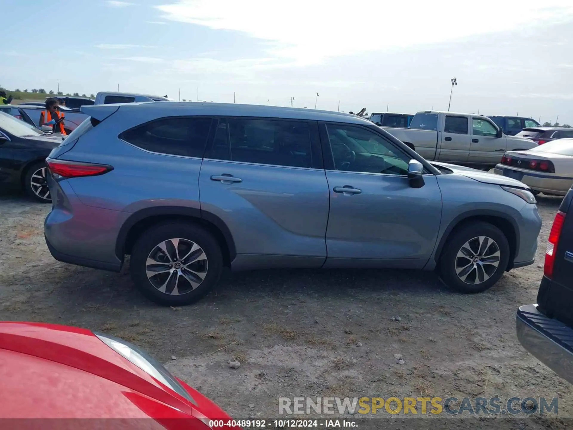 13 Photograph of a damaged car 5TDGZRAH4MS036323 TOYOTA HIGHLANDER 2021