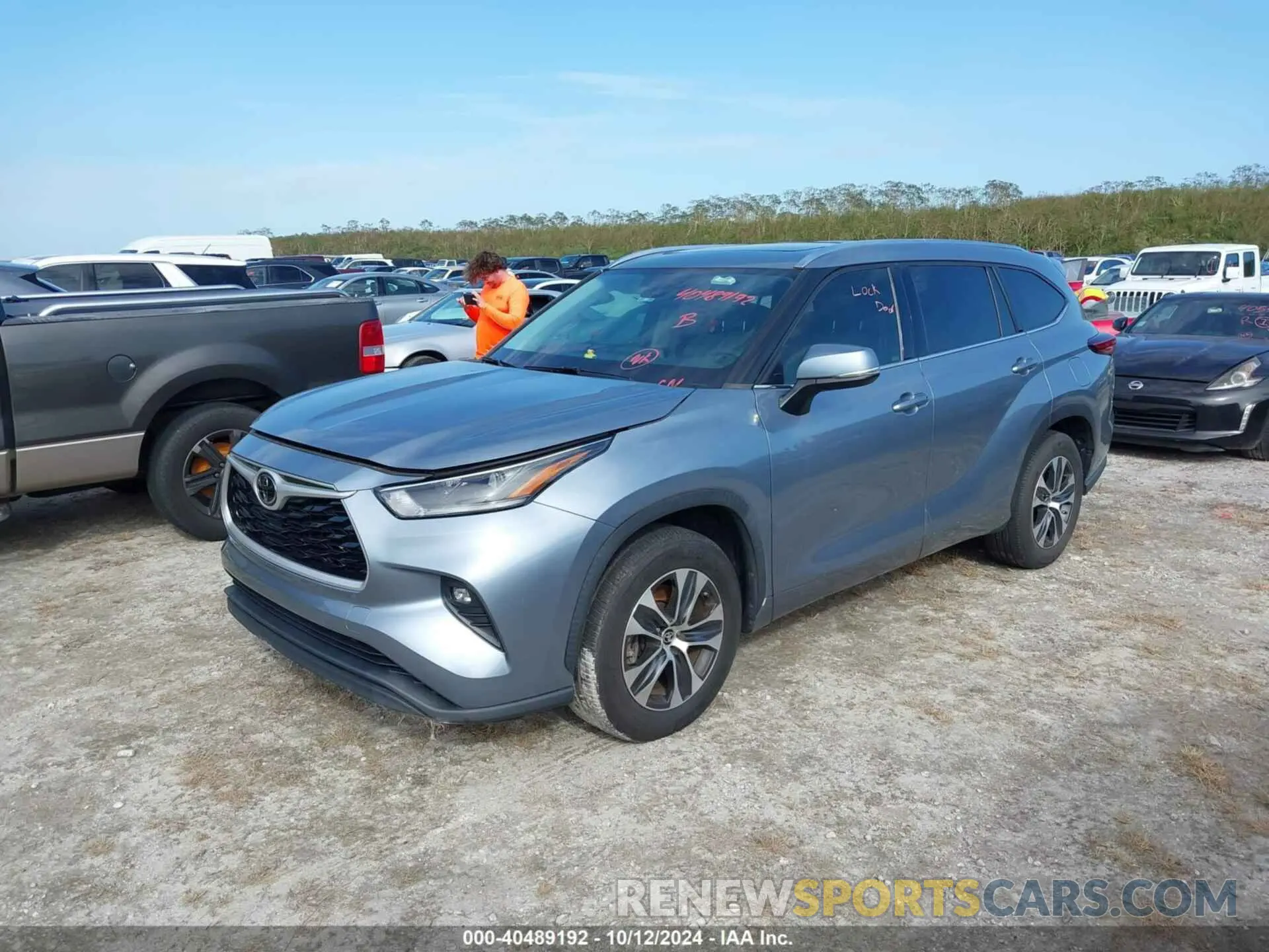 2 Photograph of a damaged car 5TDGZRAH4MS036323 TOYOTA HIGHLANDER 2021