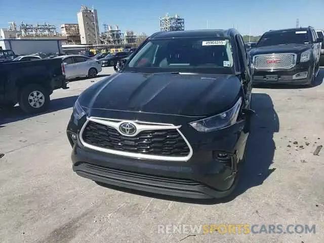 11 Photograph of a damaged car 5TDGZRAH5MS043992 TOYOTA HIGHLANDER 2021