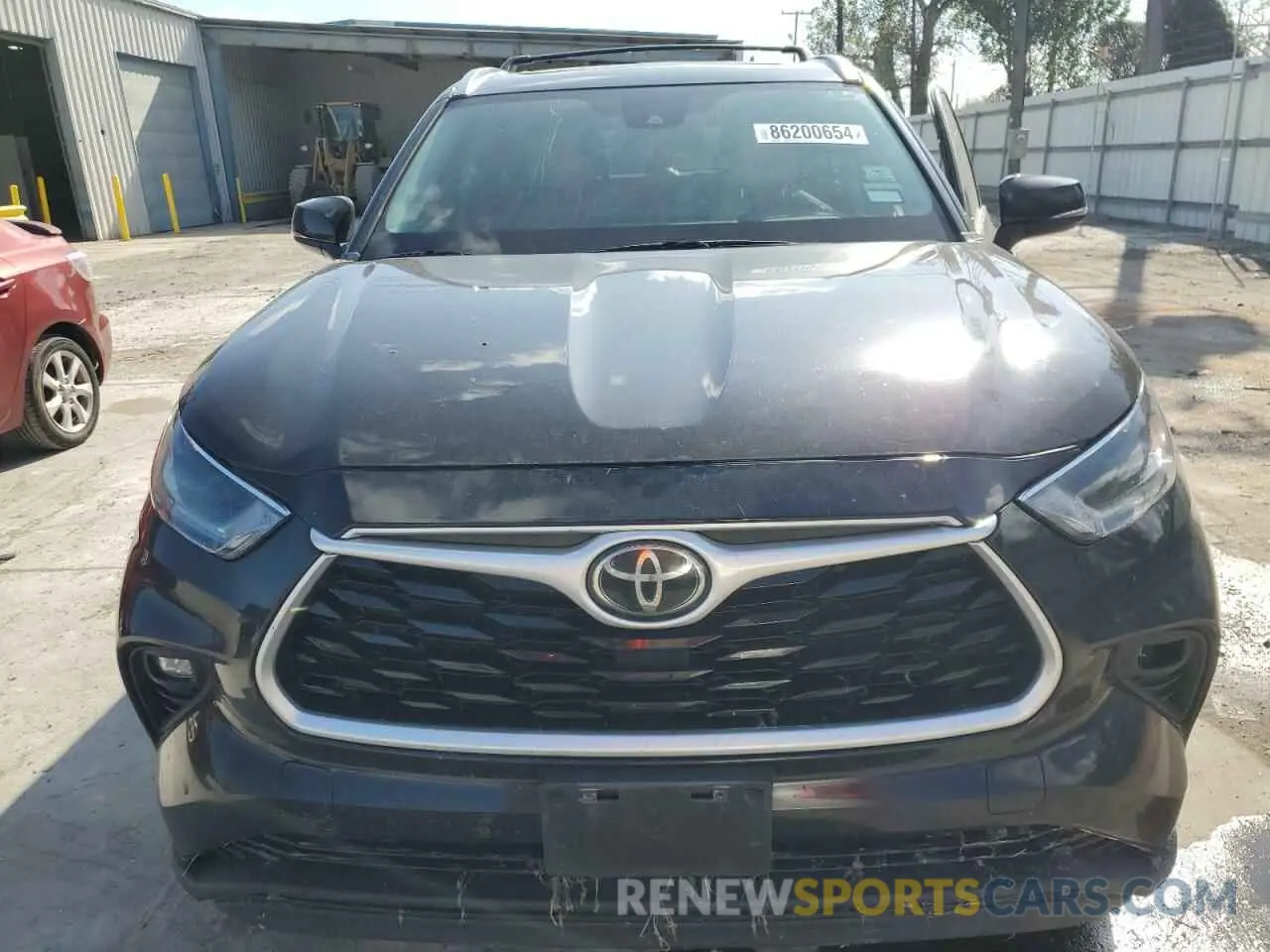5 Photograph of a damaged car 5TDGZRAH5MS053938 TOYOTA HIGHLANDER 2021