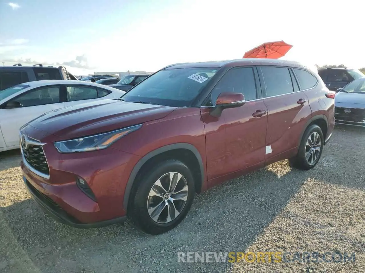 1 Photograph of a damaged car 5TDGZRAH5MS063353 TOYOTA HIGHLANDER 2021