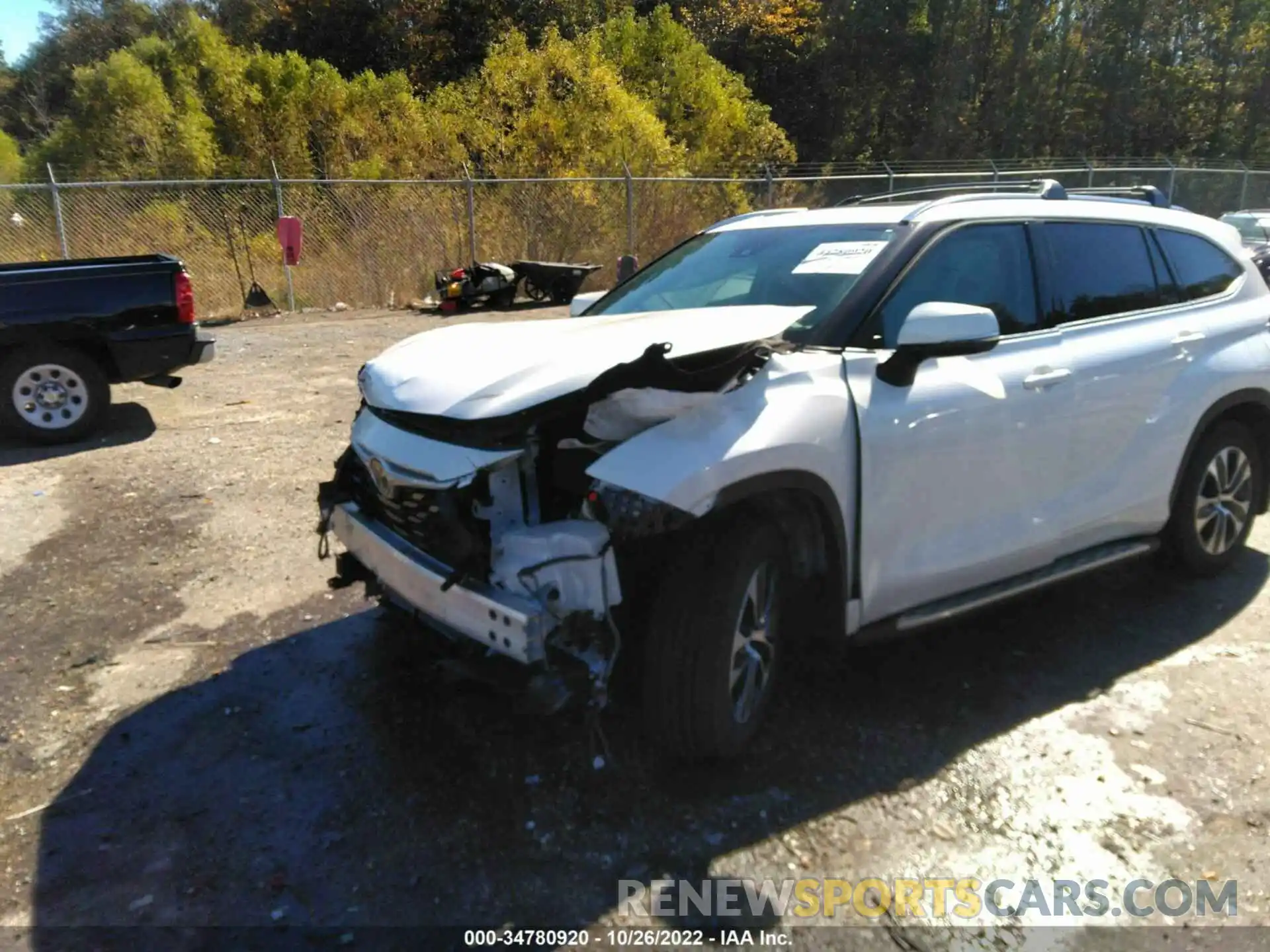 2 Photograph of a damaged car 5TDGZRAH5MS078774 TOYOTA HIGHLANDER 2021