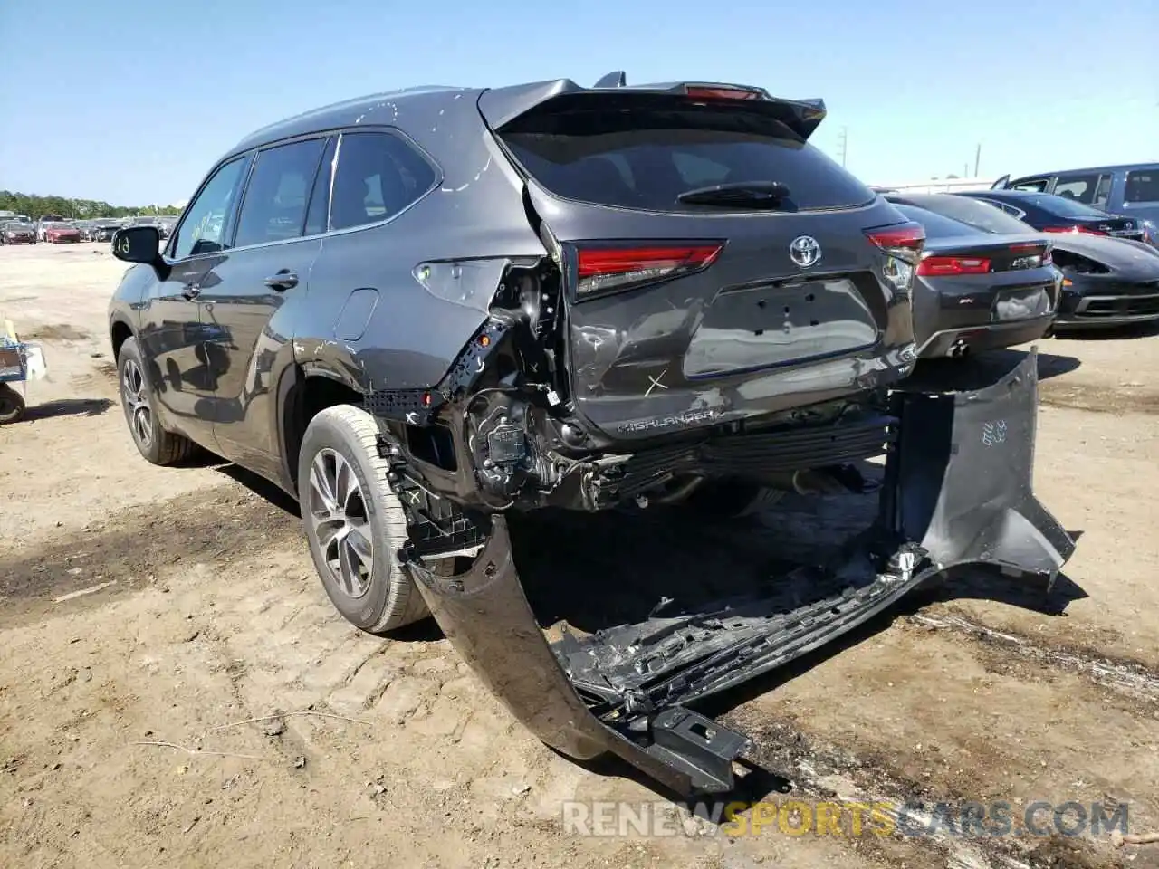 3 Photograph of a damaged car 5TDGZRAH5MS079410 TOYOTA HIGHLANDER 2021