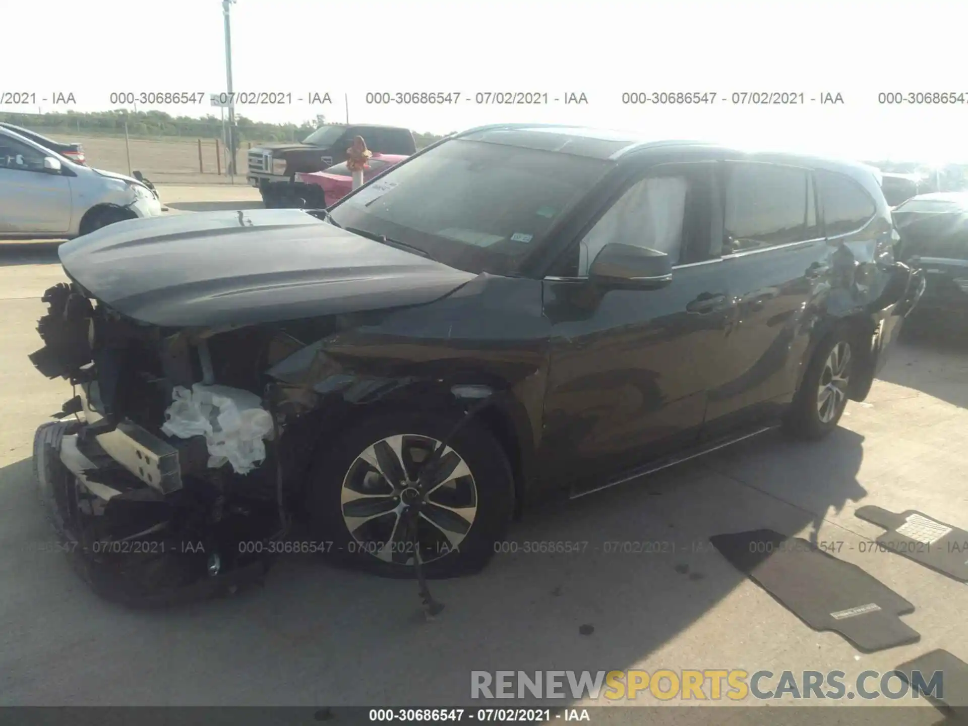 2 Photograph of a damaged car 5TDGZRAH5MS514863 TOYOTA HIGHLANDER 2021