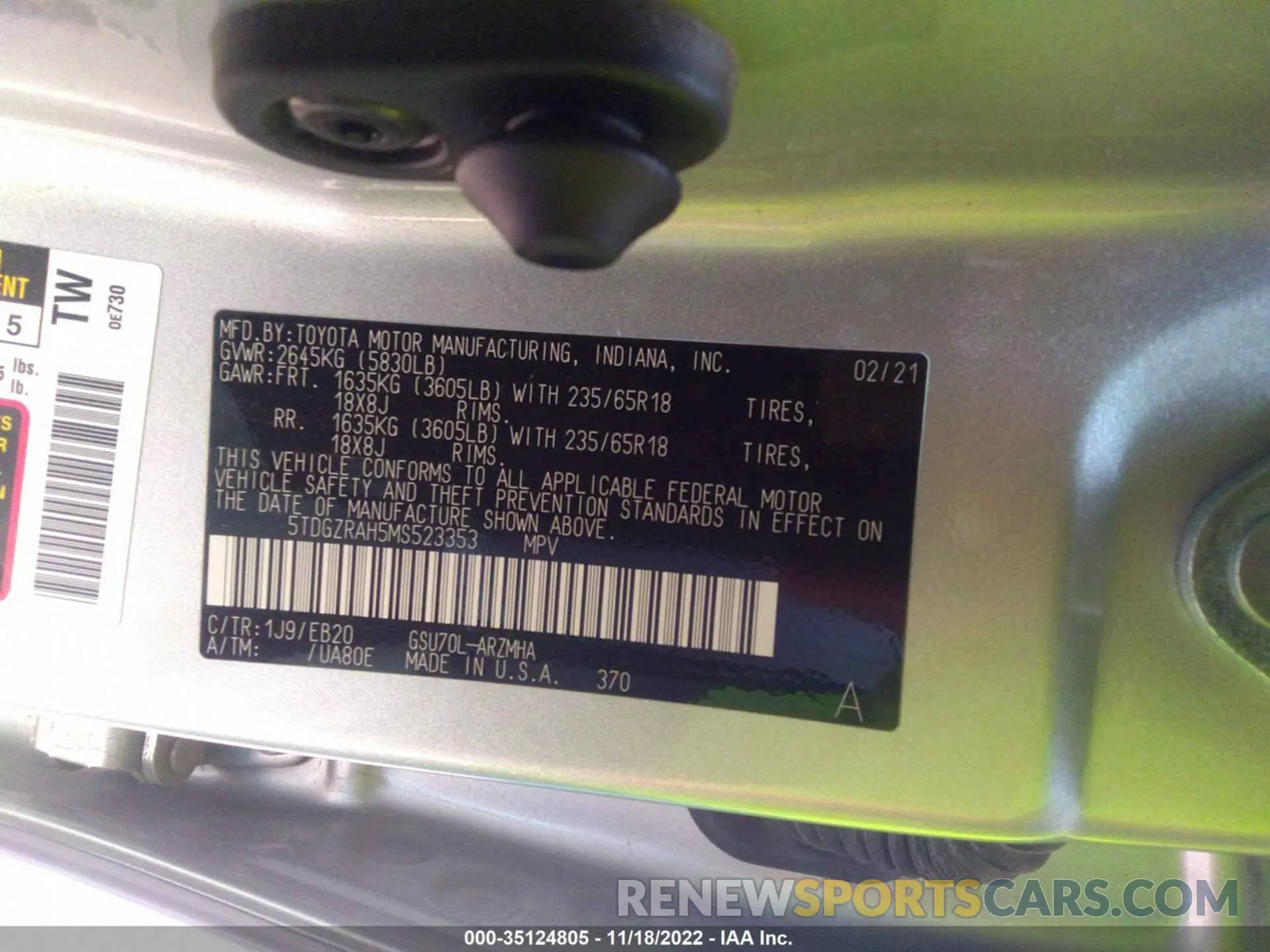 9 Photograph of a damaged car 5TDGZRAH5MS523353 TOYOTA HIGHLANDER 2021