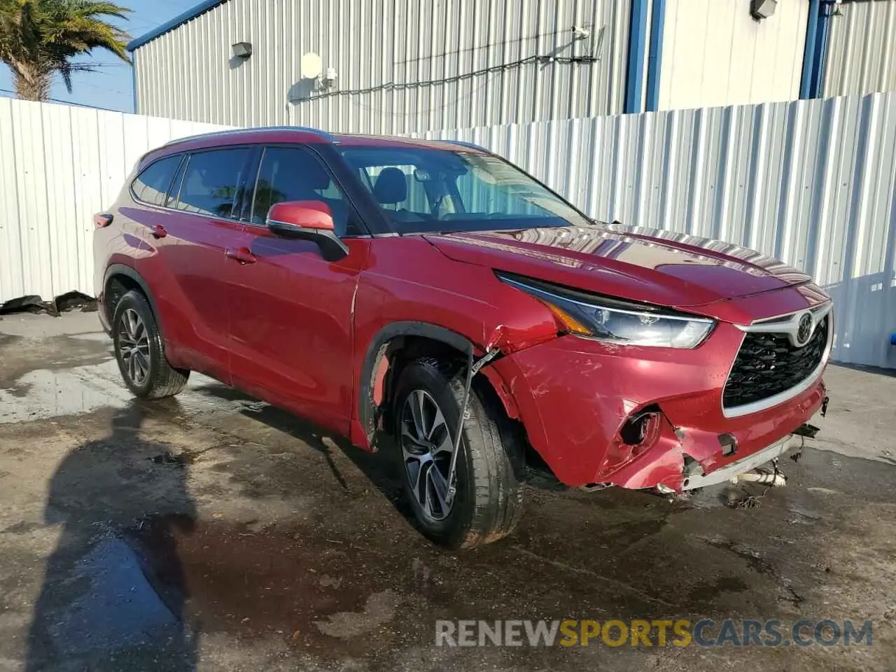 4 Photograph of a damaged car 5TDGZRAH5MS534272 TOYOTA HIGHLANDER 2021