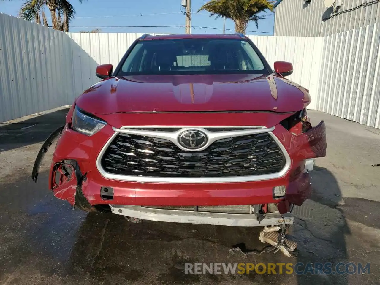 5 Photograph of a damaged car 5TDGZRAH5MS534272 TOYOTA HIGHLANDER 2021